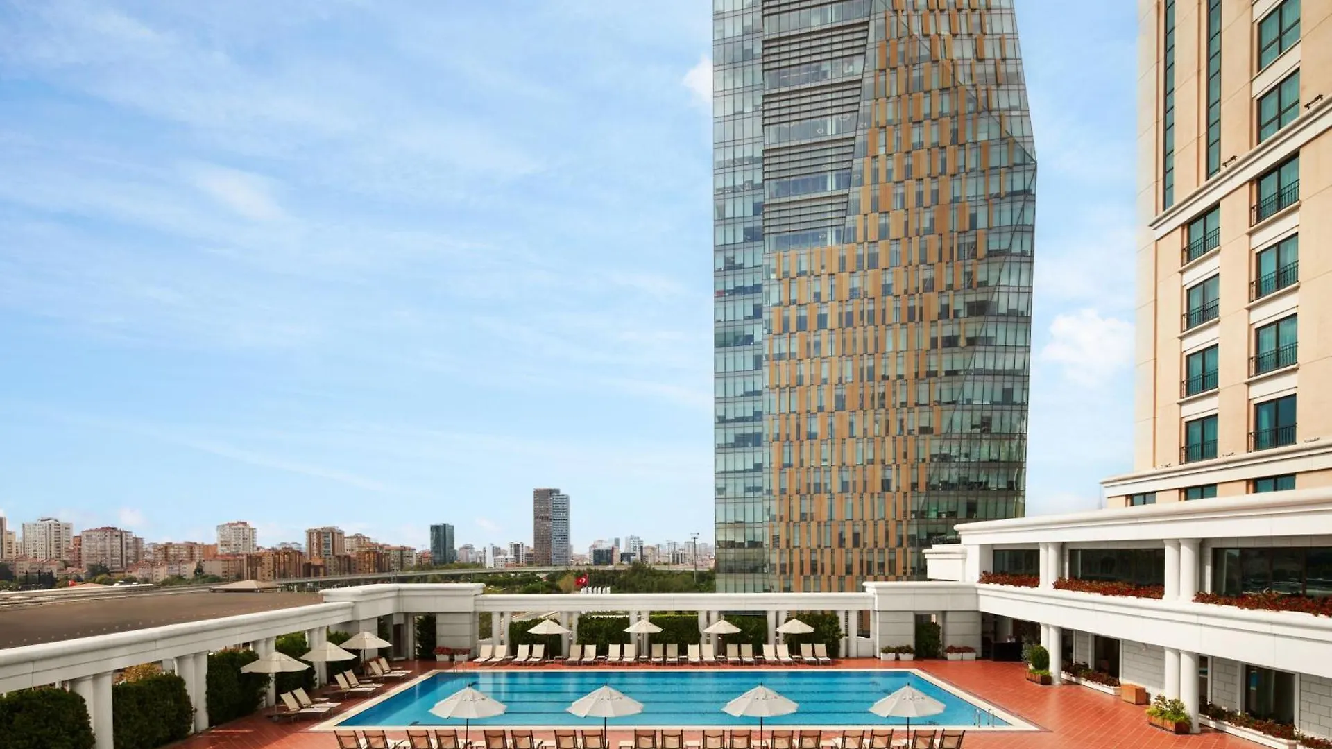 Istanbul Marriott Hotel Asia 5*,