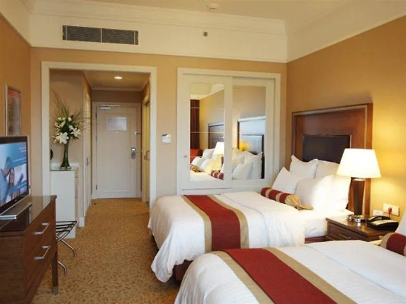 Istanbul Marriott Hotel Asia 5*,