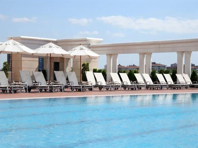 Istanbul Marriott Hotel Asia 5*,